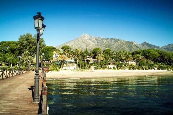 Apartamento Milla De Oro Marbella Esterno foto